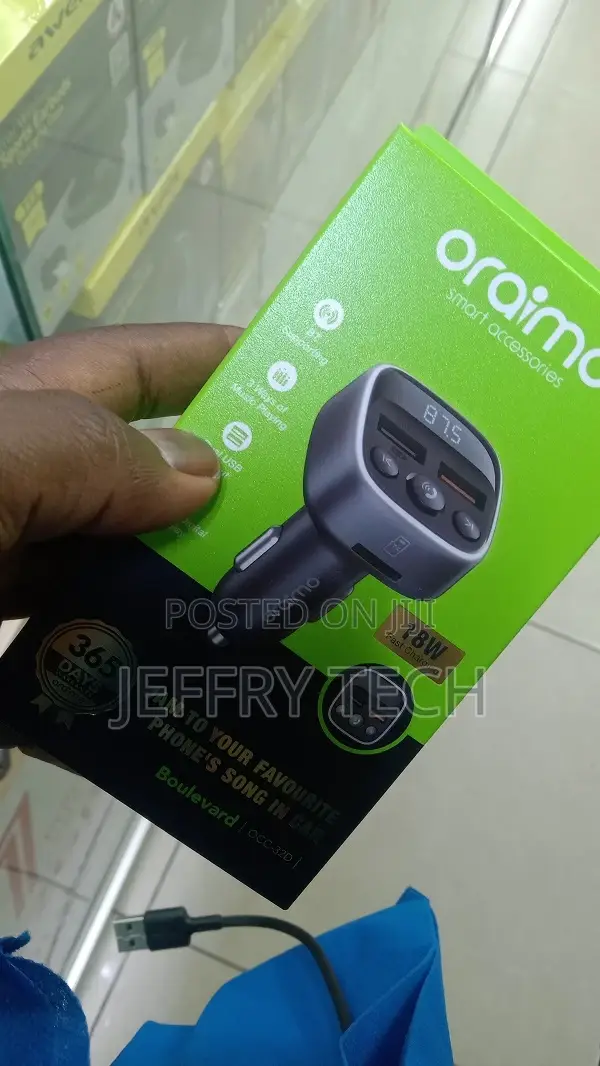 Oraimo Boulevard 18W Dual Output 3 Ways Play Car Charger
