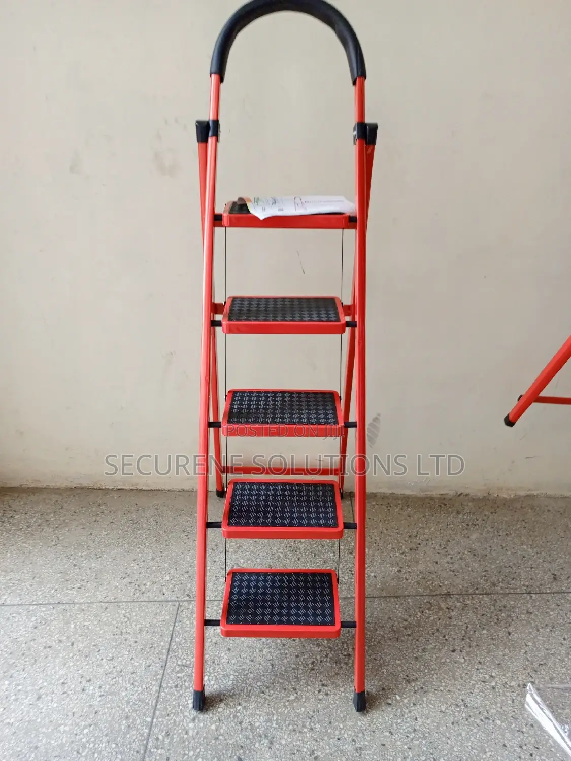 5 Steps Steel a Type Ladder Wide Steps