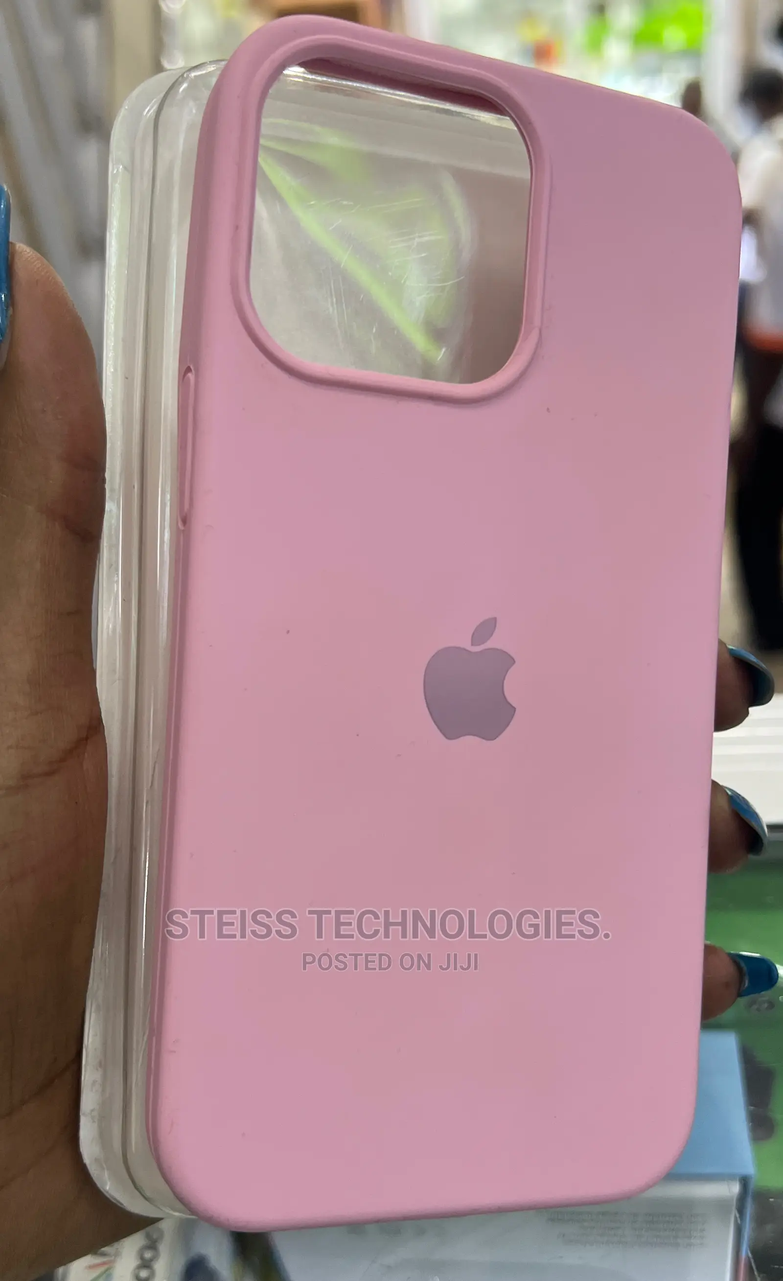 iPhone 13pro Pink Silicon Case.