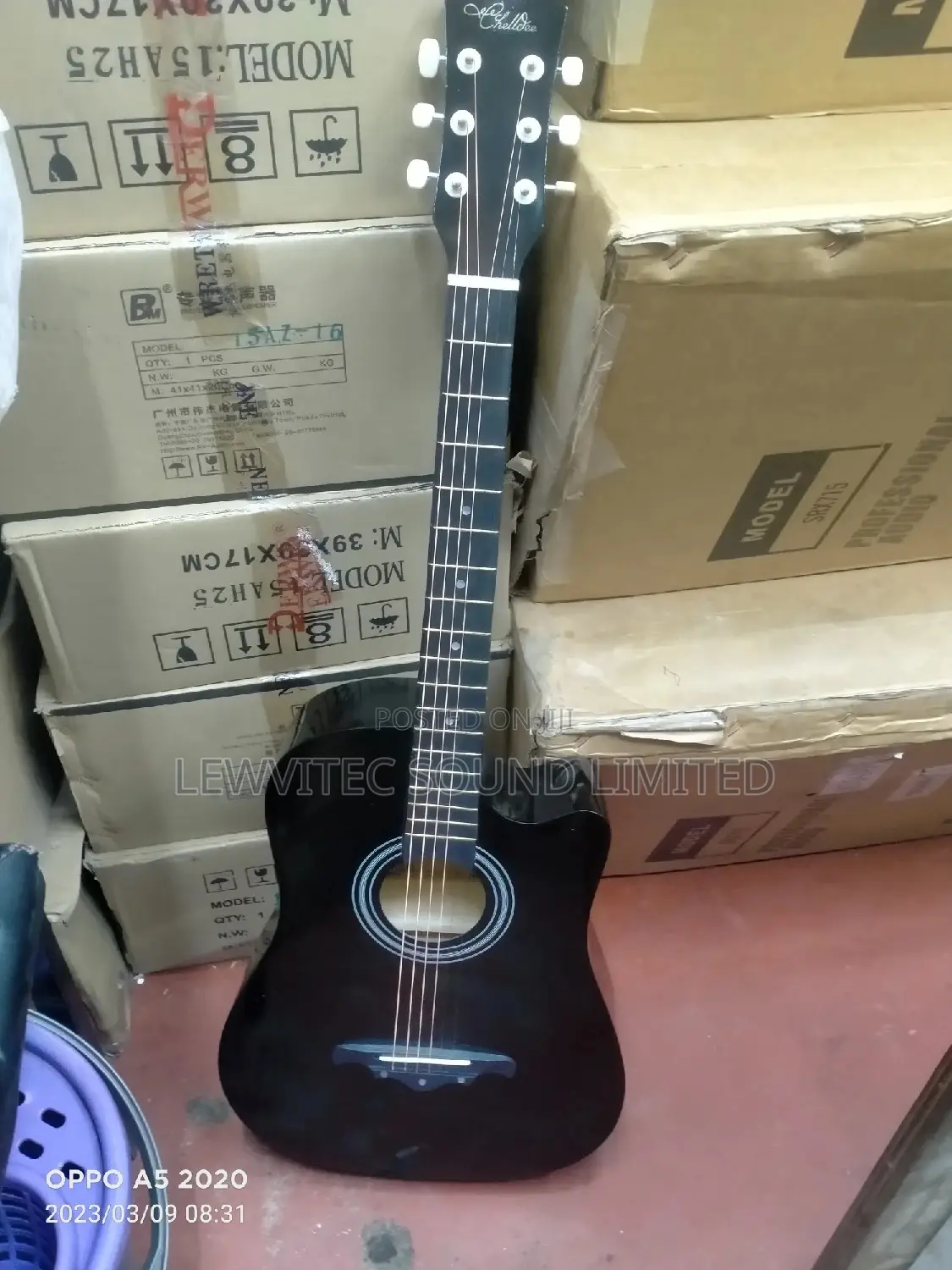 Acoustic Pure Black