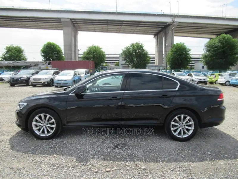 Volkswagen Passat 2016 Matt Black