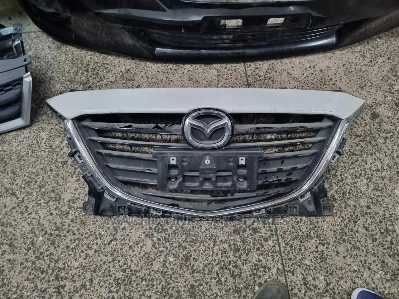 Mazda Axela 2014 Grill
