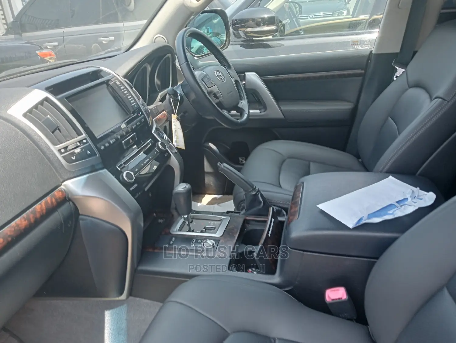 Toyota Land Cruiser 2014 Gold