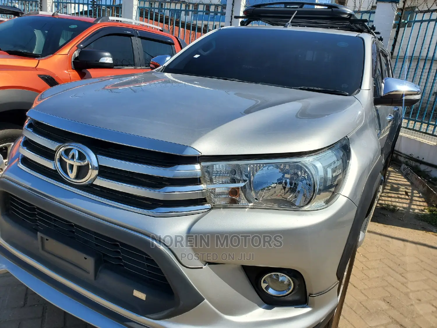 Toyota Hilux 2017 Gray