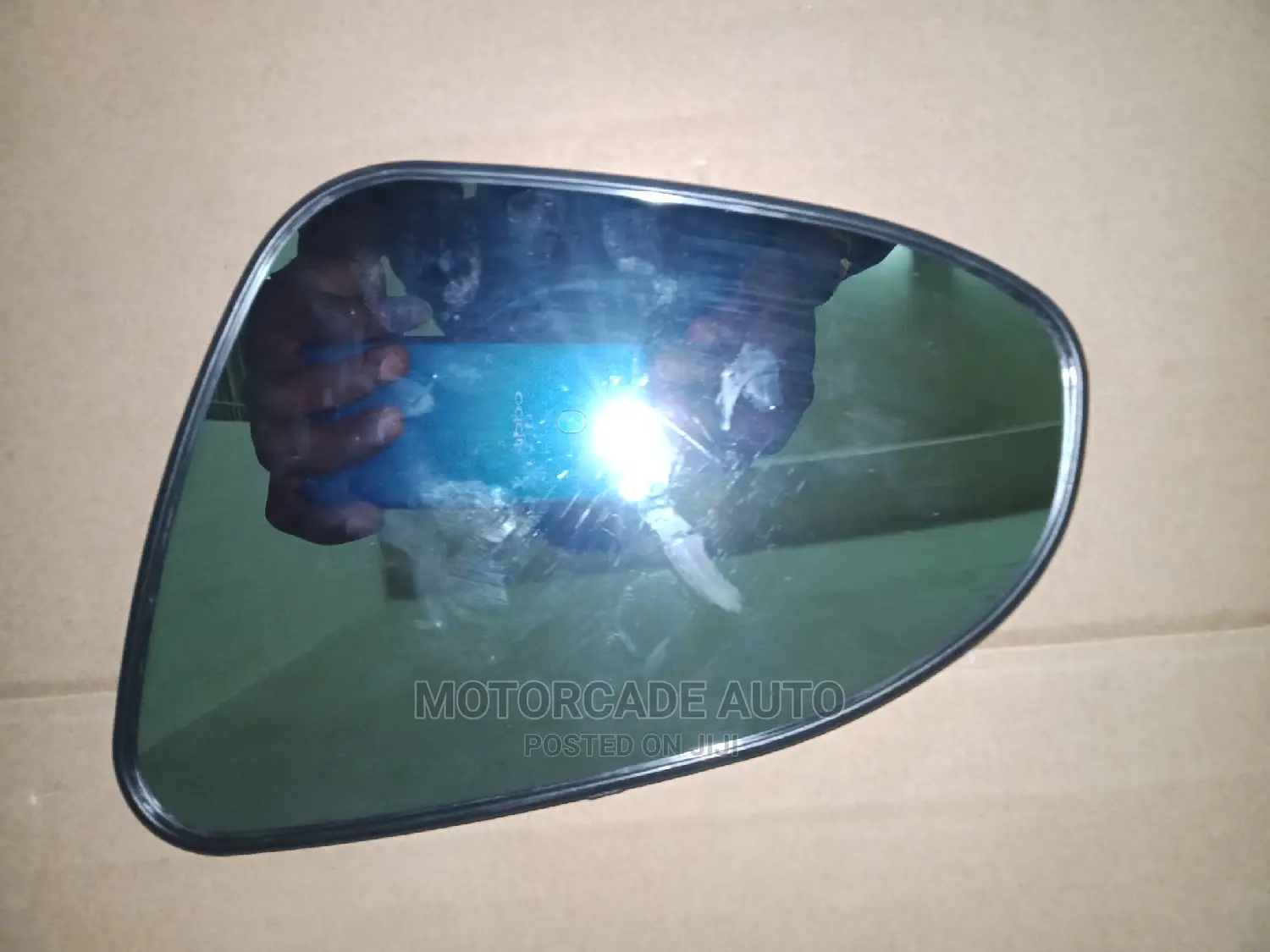 Vitz Side Mirror Glass
