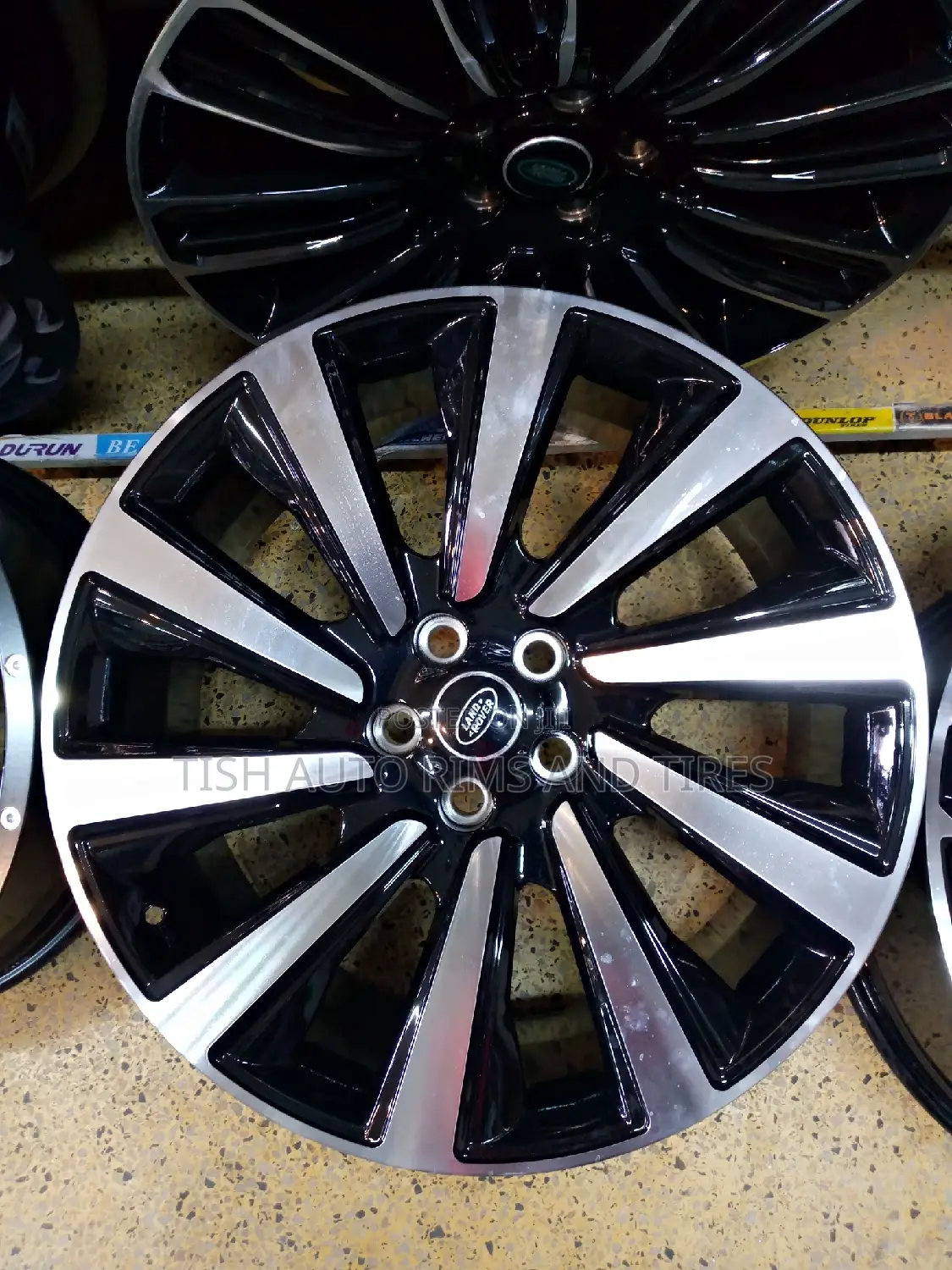 Range Rover 21 Inch Rims Set