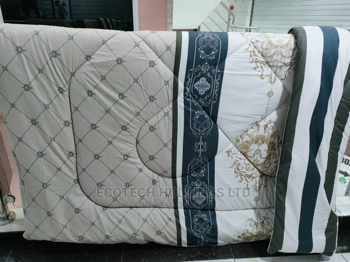 6 by 6 Binded Duvets Set With 1 Bedsheet.