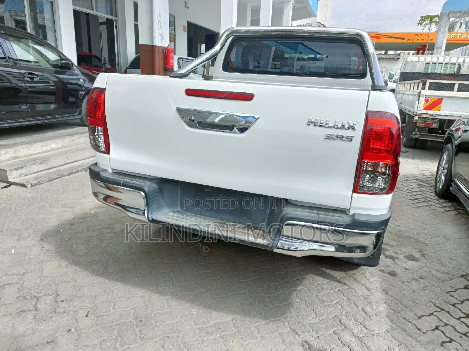 Toyota Hilux 2017 White