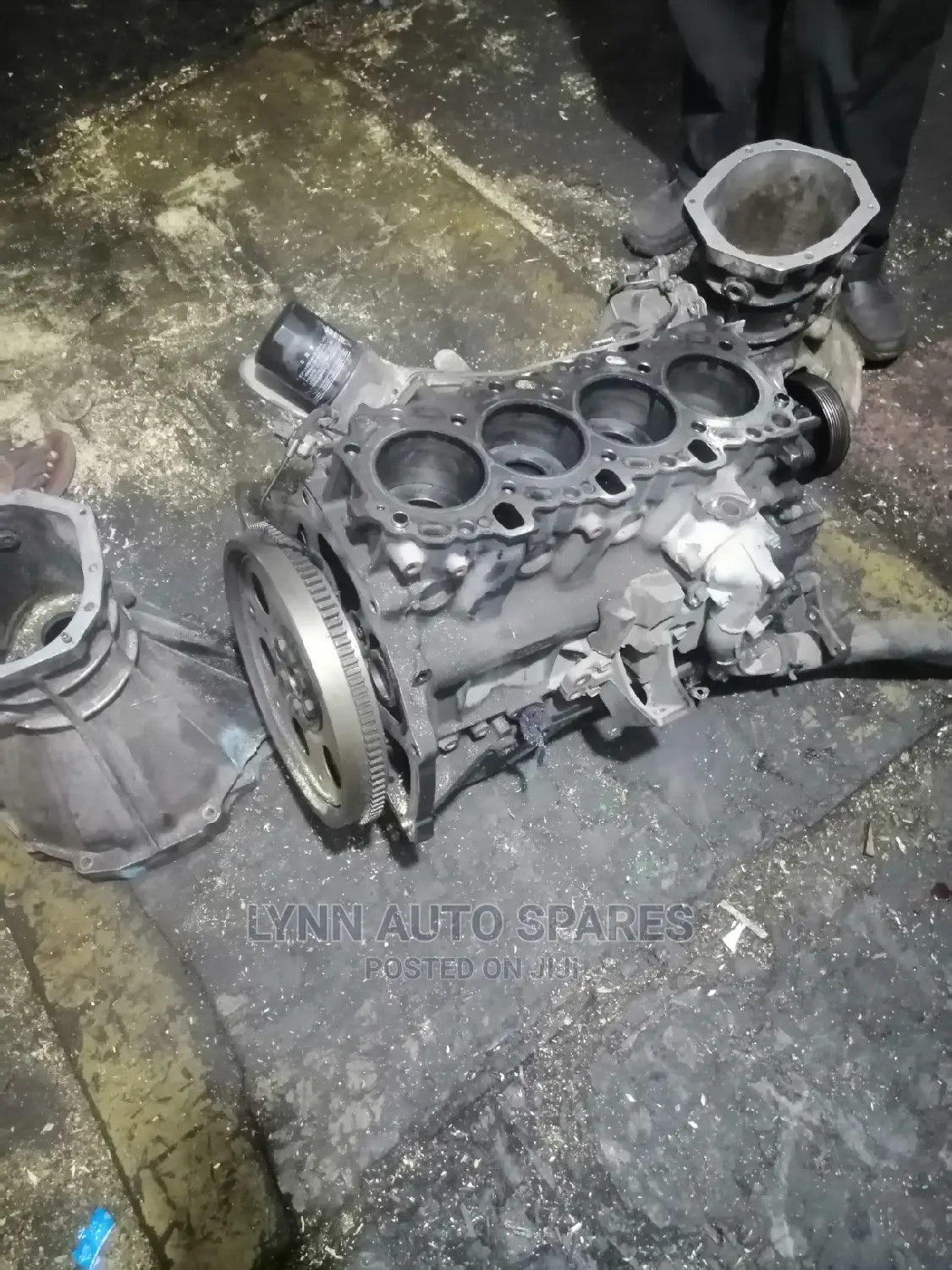 Toyota Hiace 1KD Half Engine