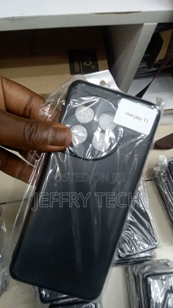 Oneplus 11 Silicone Back Cover