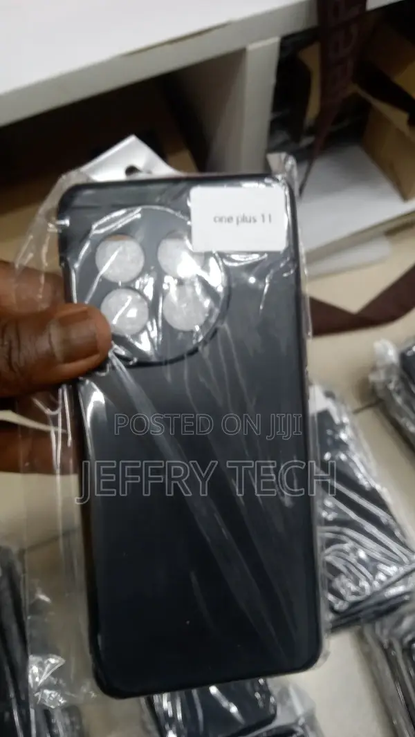 Oneplus 11 Silicone Back Cover