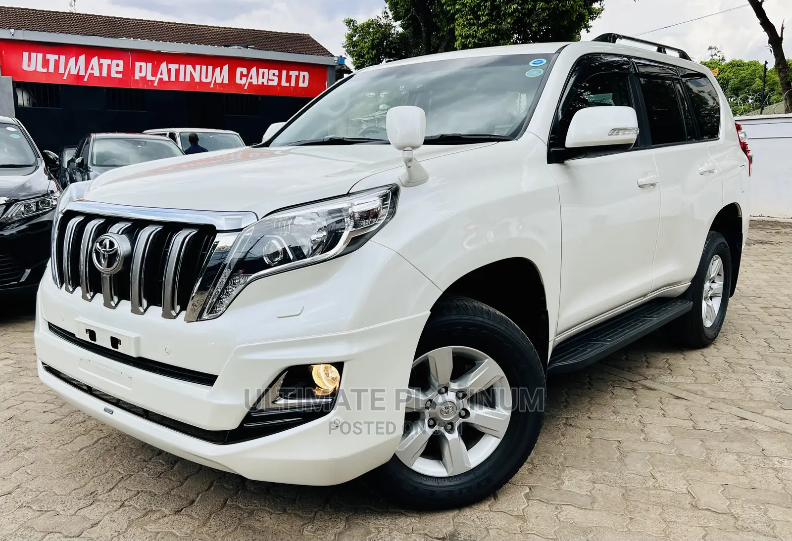 Toyota Land Cruiser Prado 2.7 2017 White