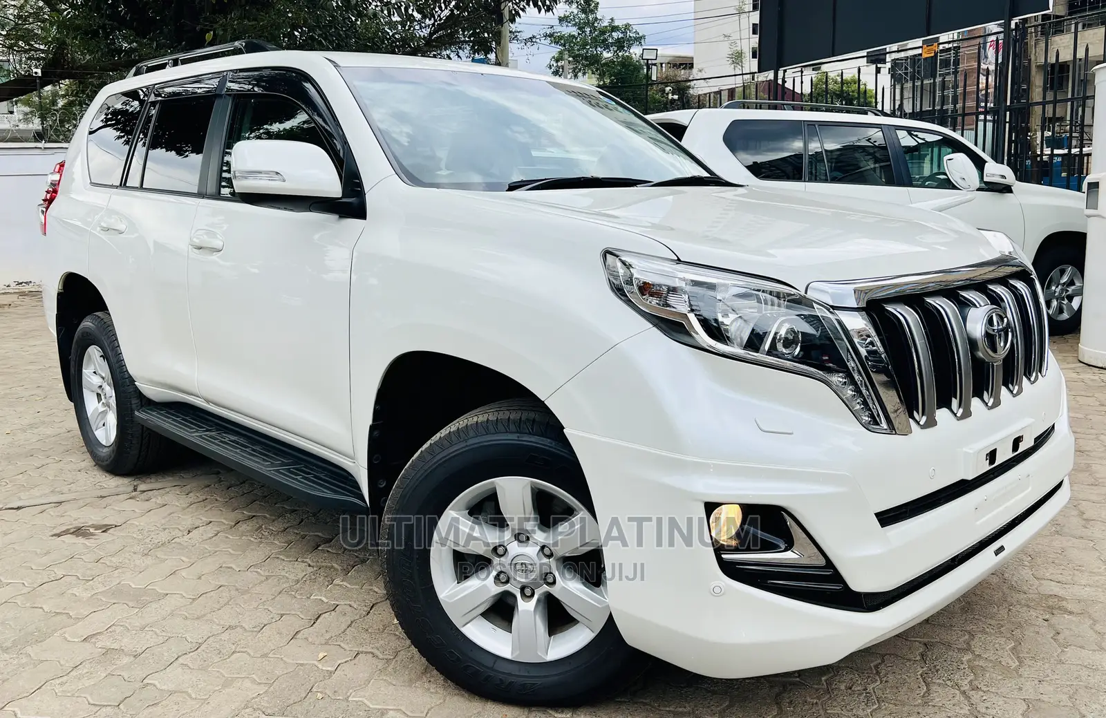 Toyota Land Cruiser Prado 2.7 2017 White