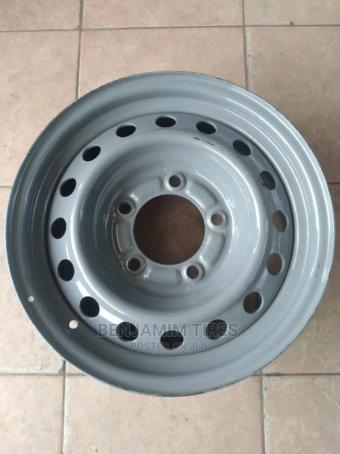 Original Landcruiser Rims Sizes 16 Inch Tubeles.