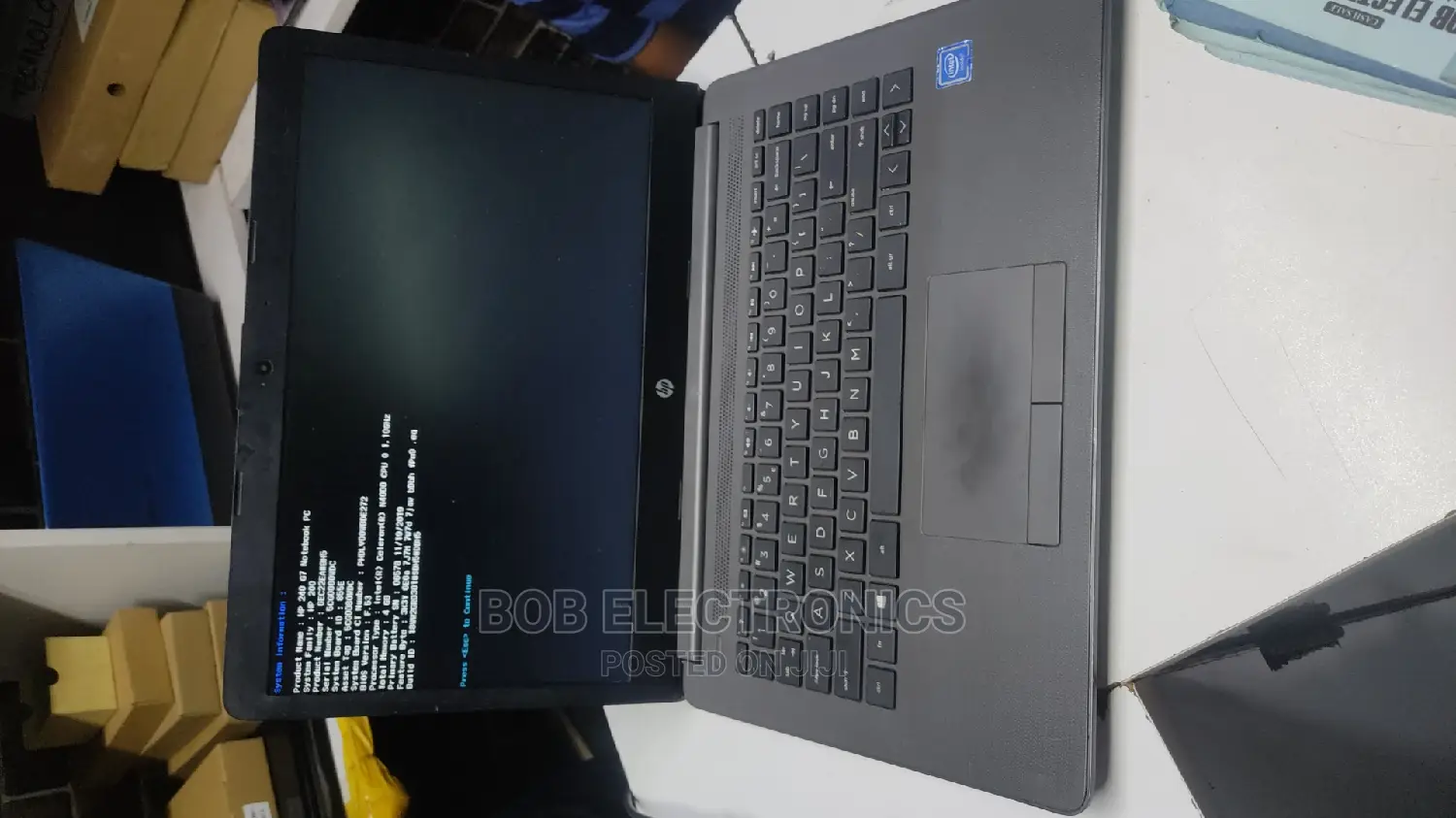 Laptop HP 15-Da2933nia 4GB Intel Celeron HDD 320GB