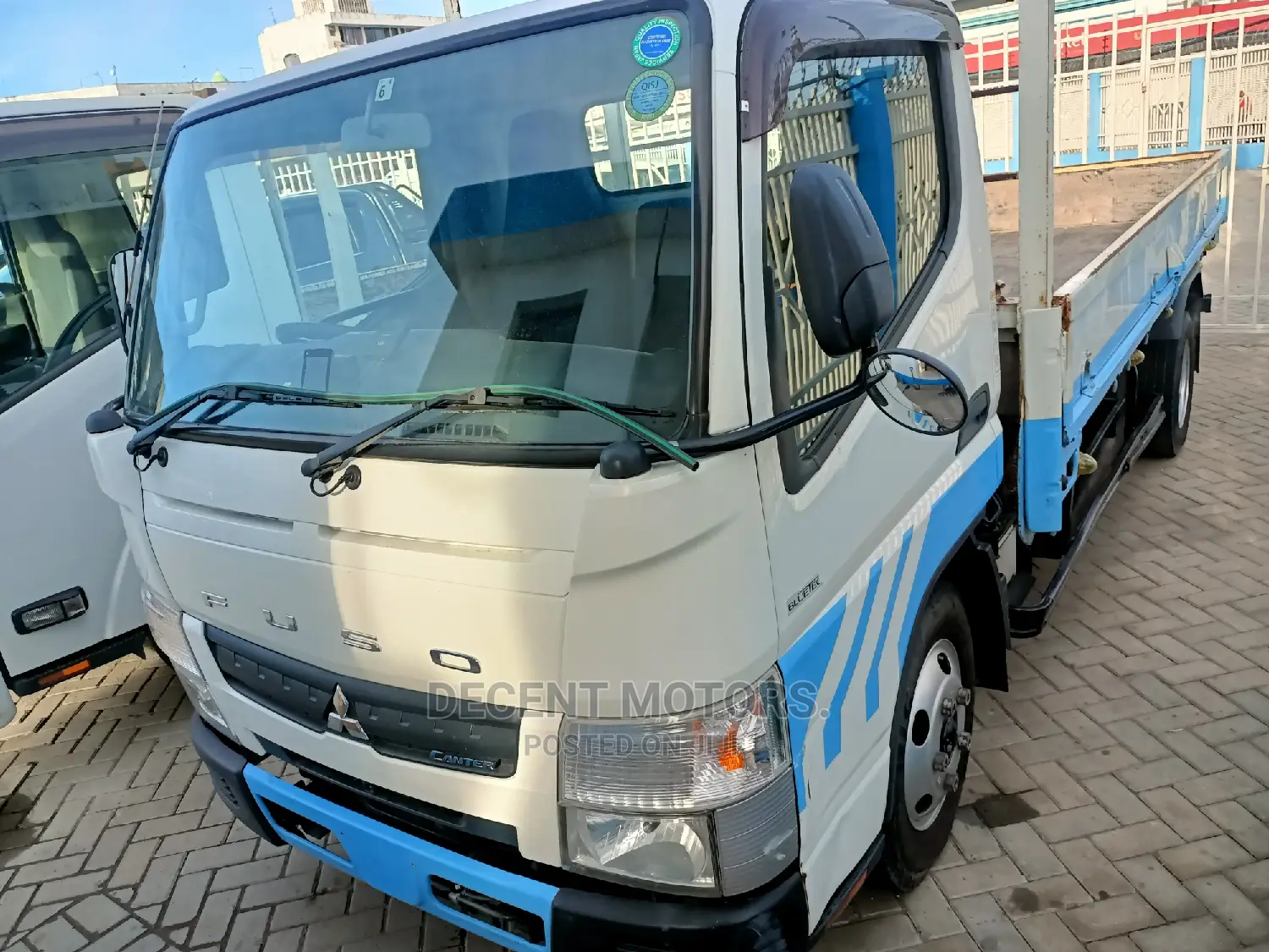 Mitsubishi Canter Longchassis 2015 White