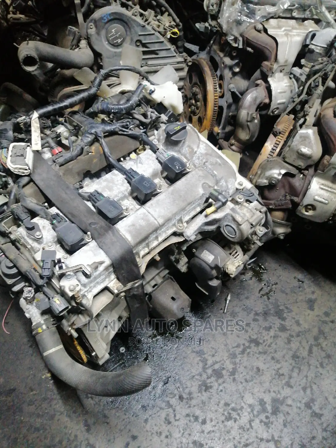 L8 Nissan Vanette Complete Engine