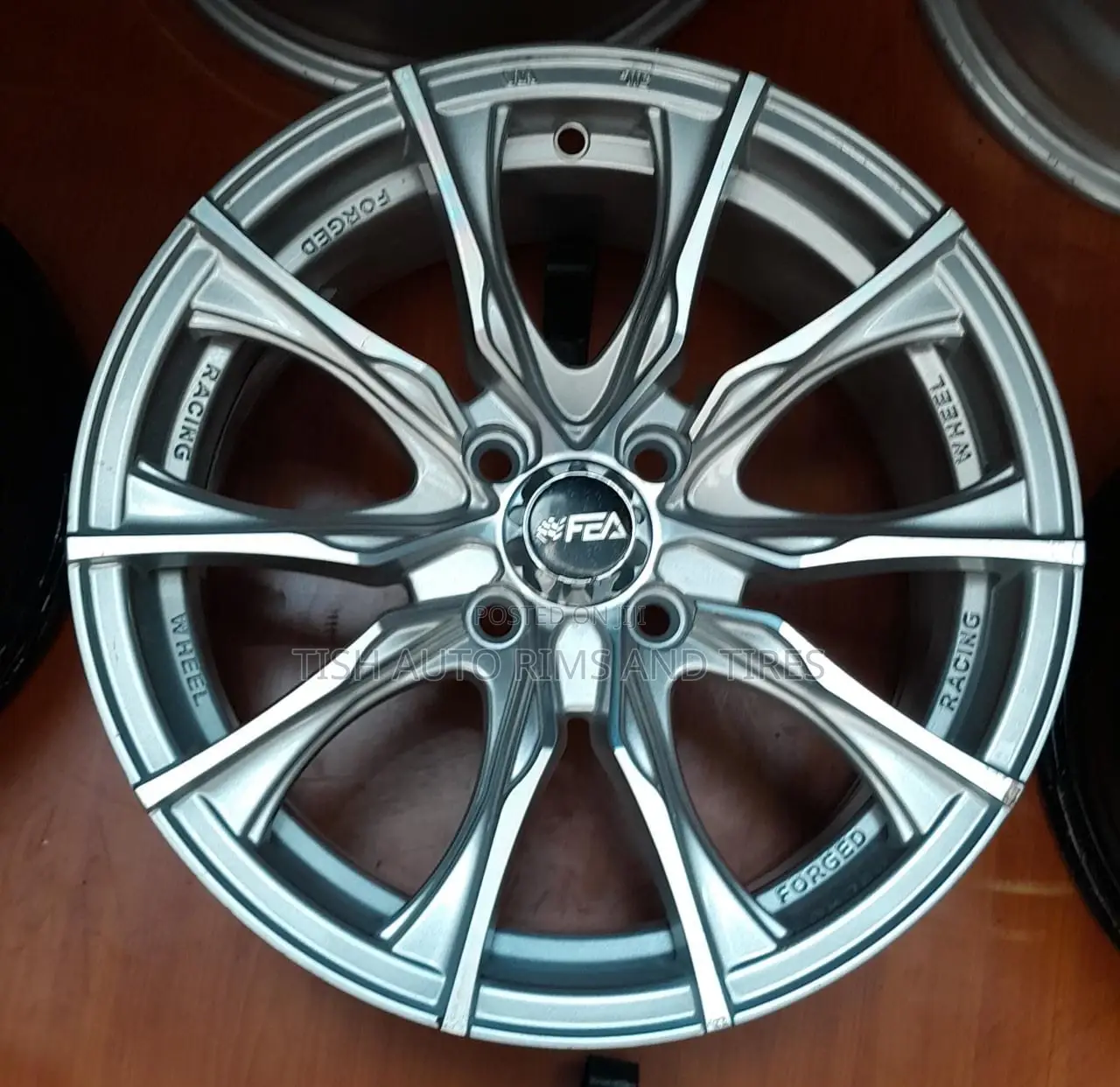 Alloy Rims Toyota 4 Stand