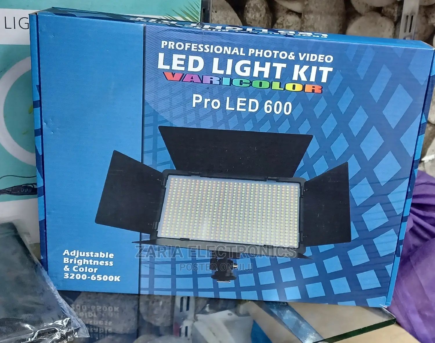 Led Video Light Pro 600/ Complete With Battery