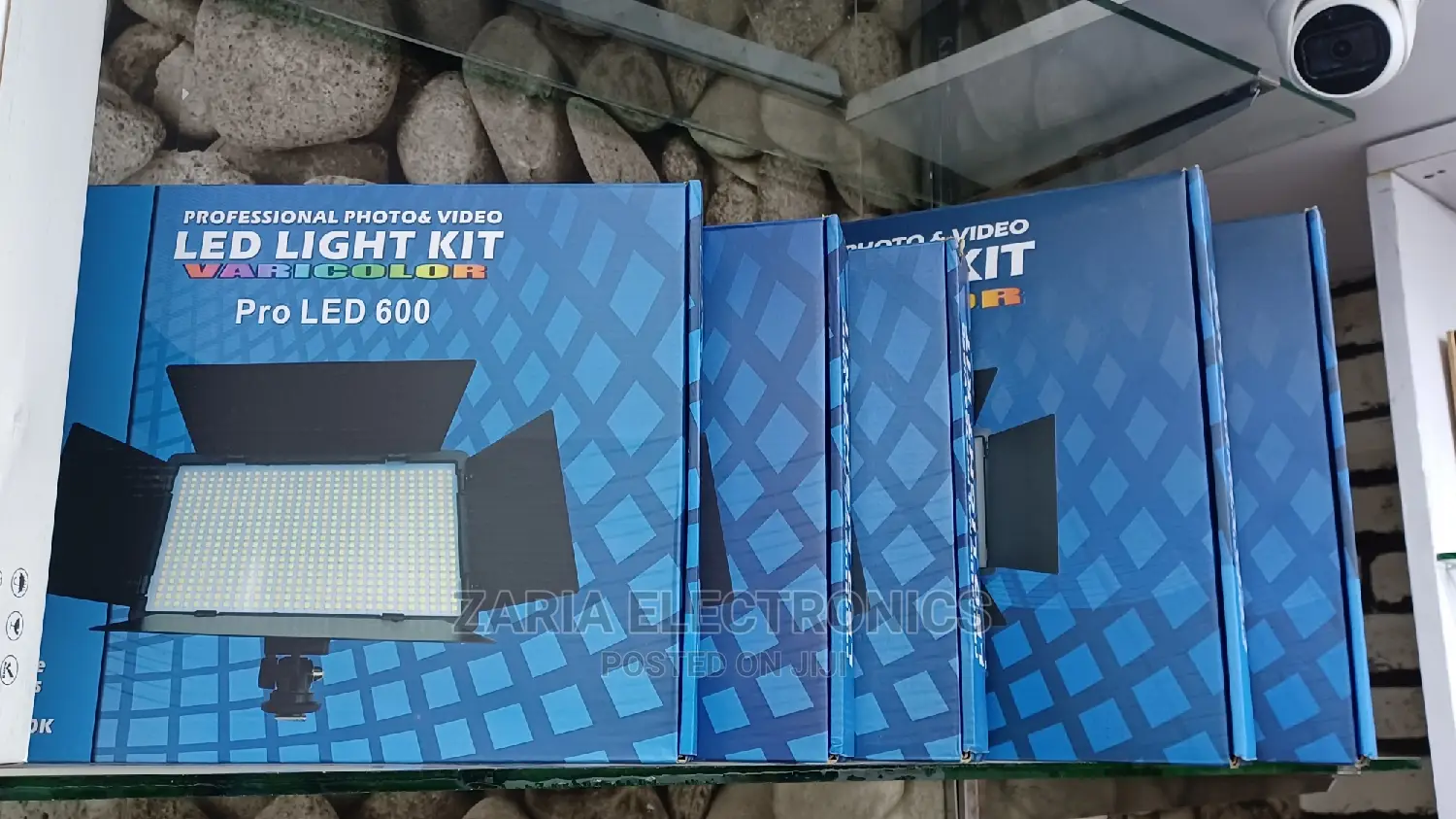 Led Video Light Pro 600/ Complete With Battery
