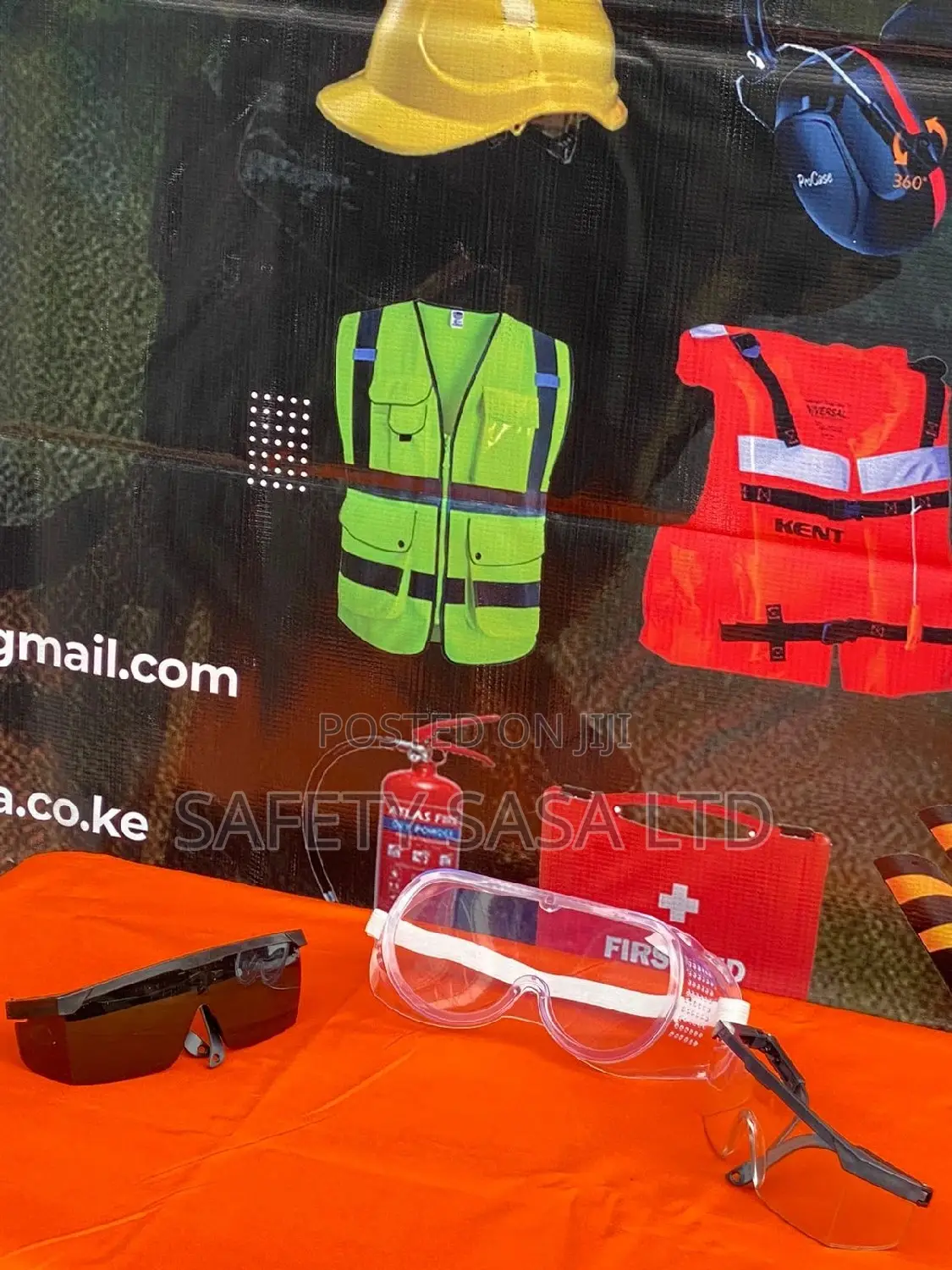 Clear Safety Goggles With Straps