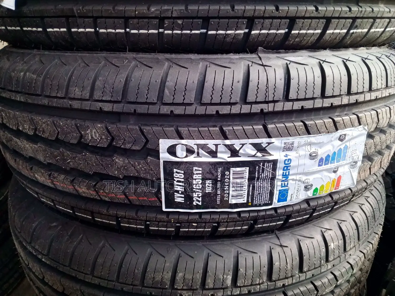 225/65r17 Onyx