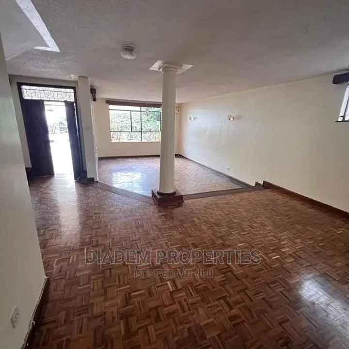 4bdrm Townhouse / Terrace in Lavington for rent
