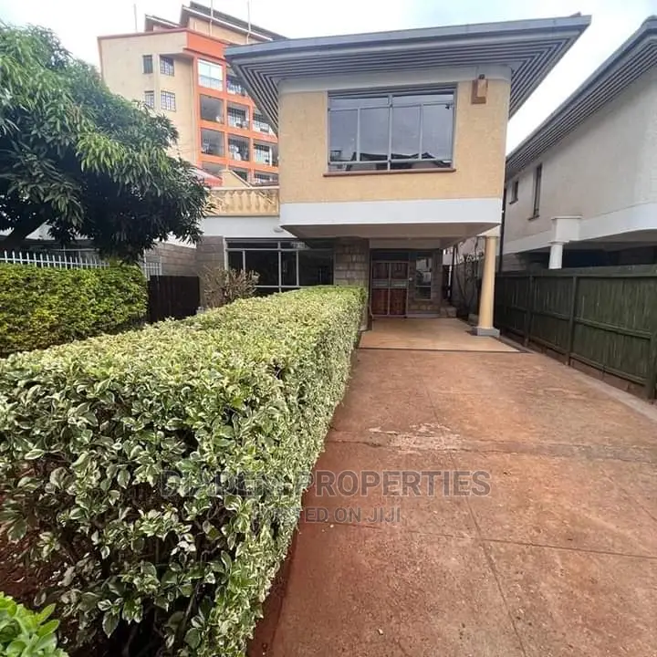 4bdrm Townhouse / Terrace in Lavington for rent