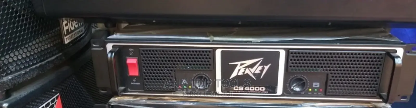 Peavey CS 4000 Power Amplifier