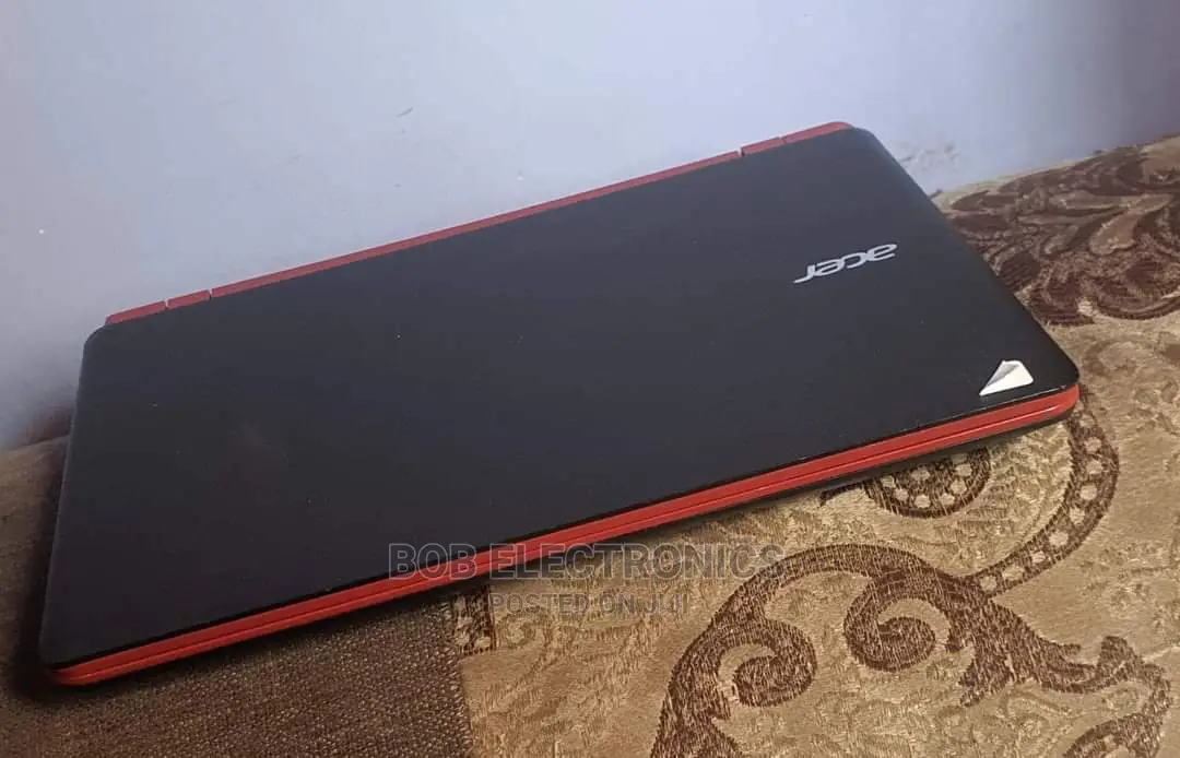 Laptop Acer Aspire 1360 4GB Intel Pentium HDD 320GB