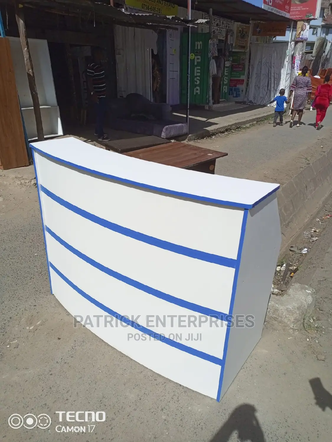 Curved Morden Reception Desk 1.4 Mtrs