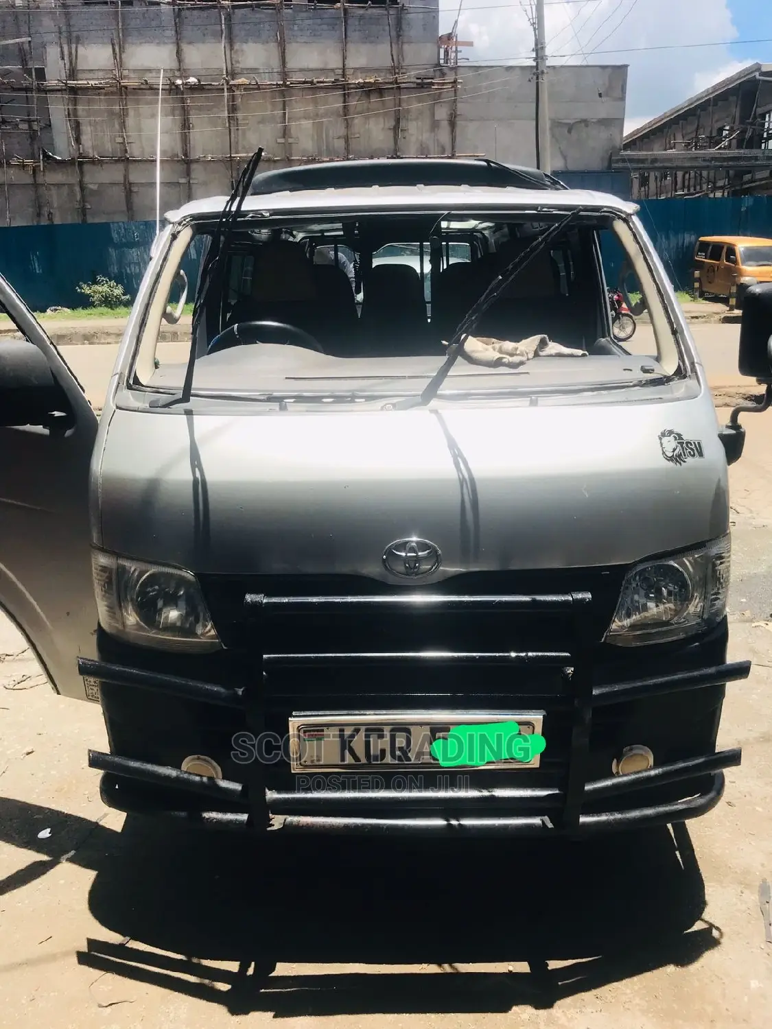 Toyota Hiace 7l Windscreen