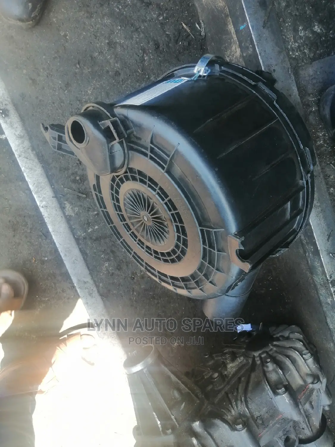 Toyota Hilux Vigo 1KD Aircleaner