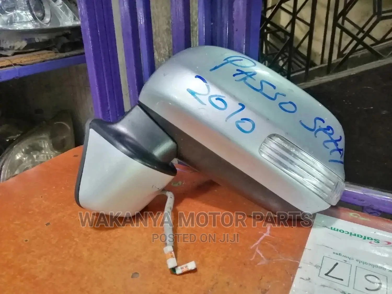 Toyota Passo Sette Power Side Mirrors With Indicator Light