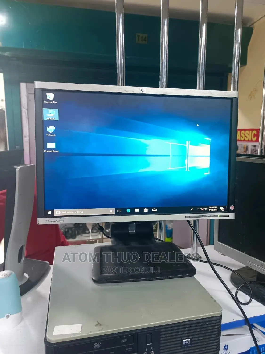 22 Inches HP Desktop Monitor