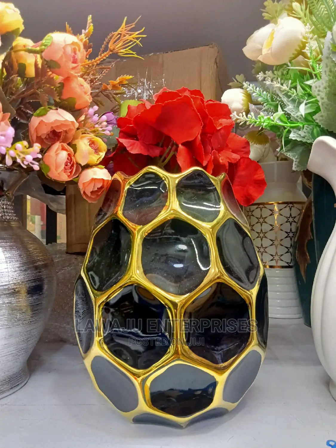 Black Ceramic Decorative Vase