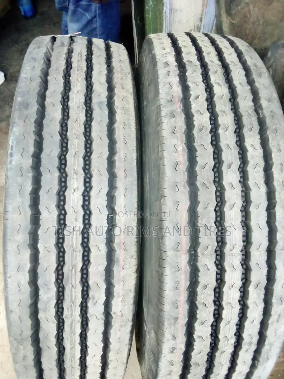 9.5R17.5 Bridgestone Made in Japan