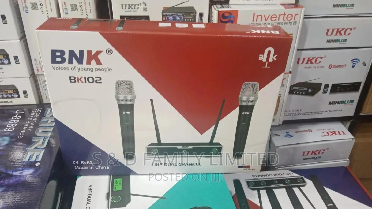 BNK BK102 Wireless Microphone