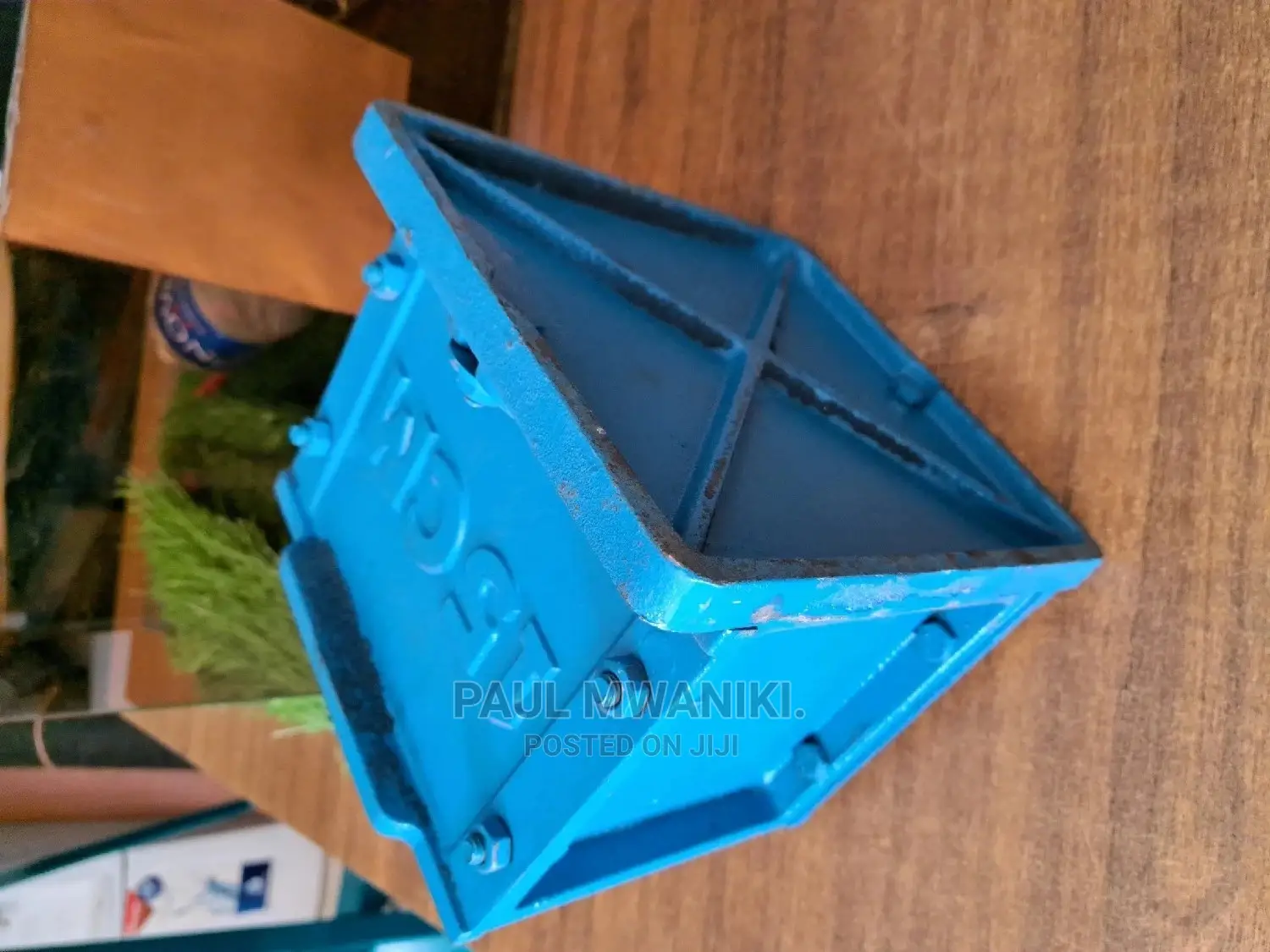 Cast Iron Cube Mould for Concrete Cubes.- Heavy Duty 150mm