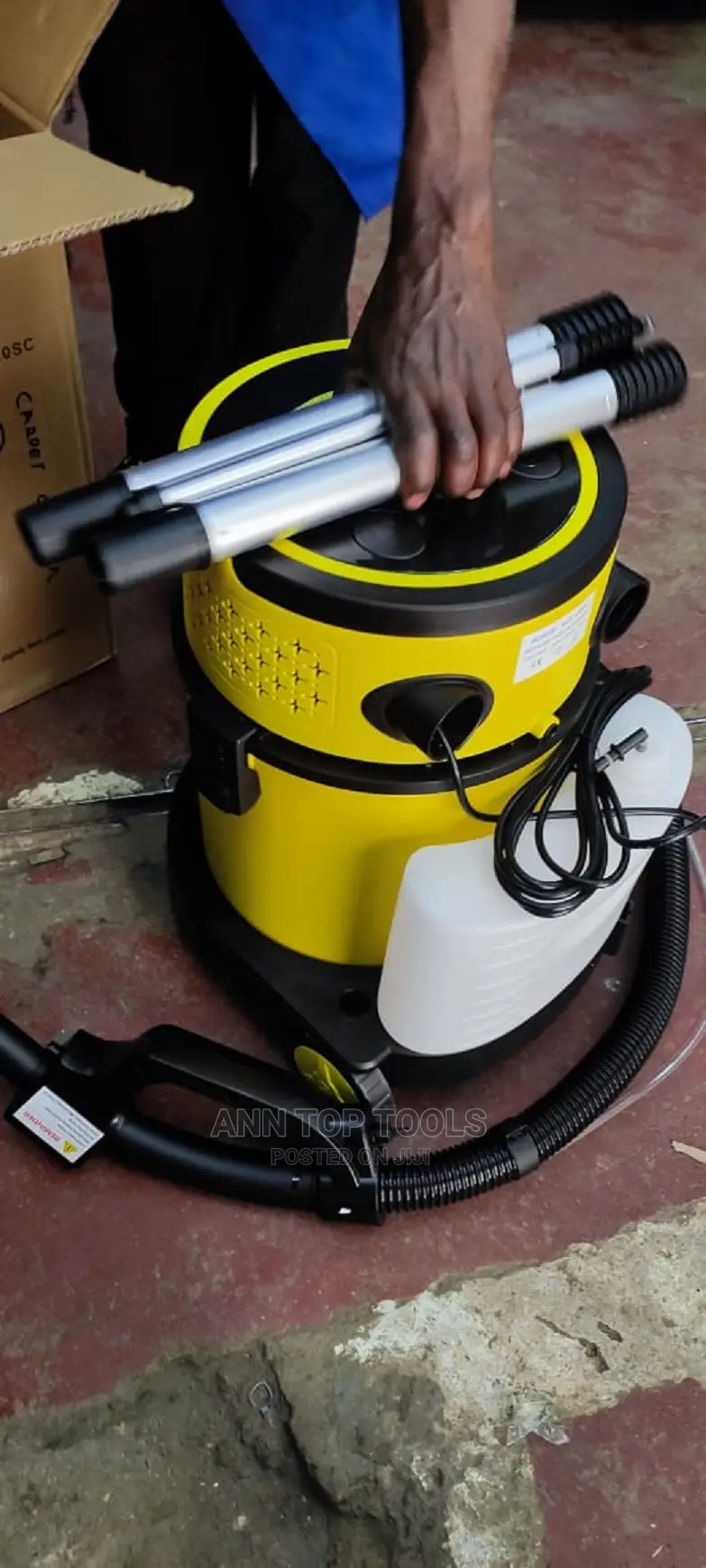 Aico Carpet Vacuum Cleaner 20ltr Wet Dry