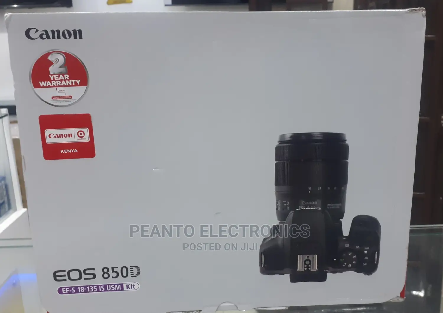 Canon Eos 850d + Ef-S 18-135 Is Usm Kit