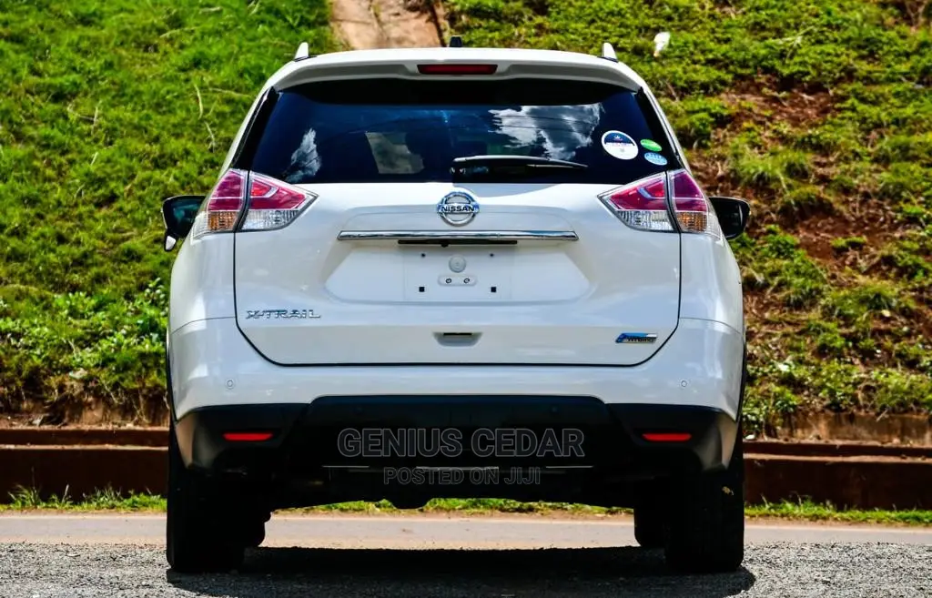 Nissan X-Trail 2016 White