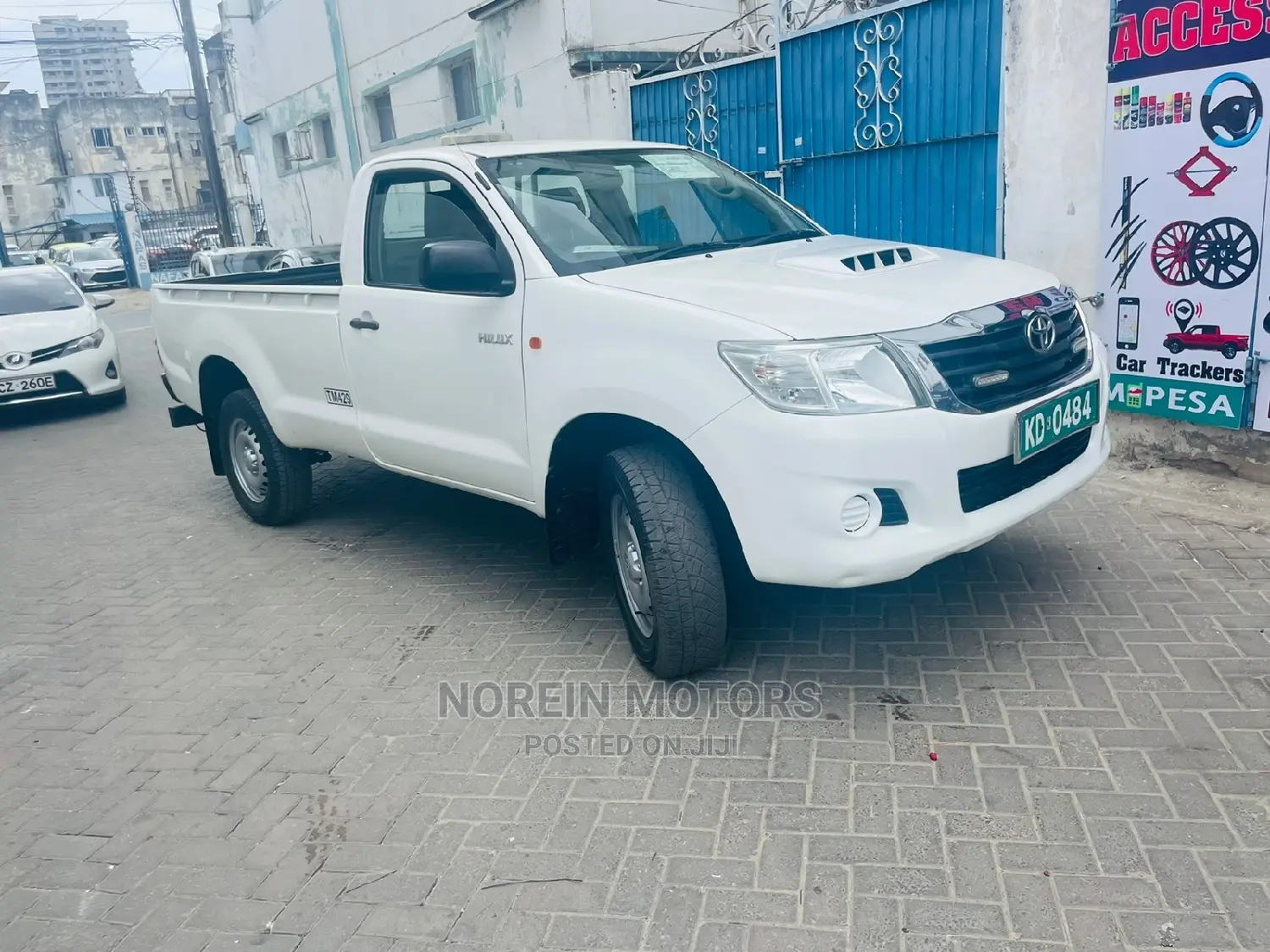 Toyota Hilux 2016 Pearl