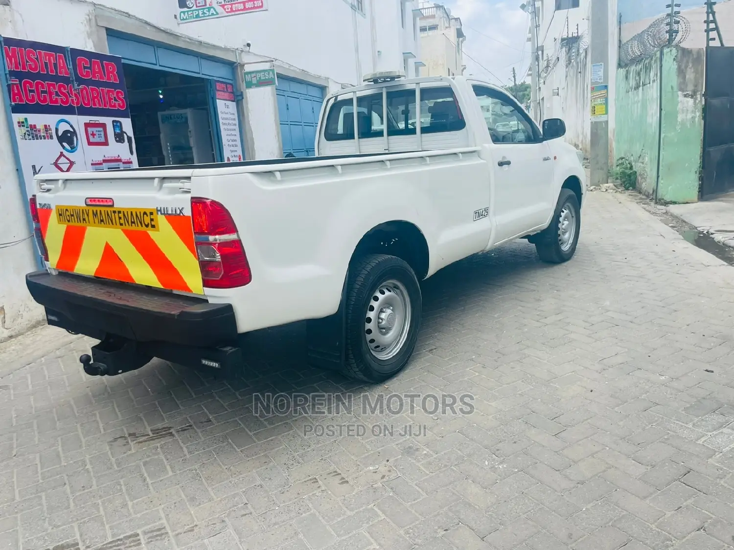 Toyota Hilux 2016 Pearl