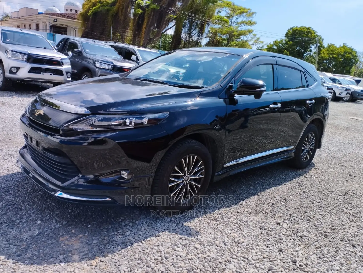 Toyota Harrier 2016 Matt Black