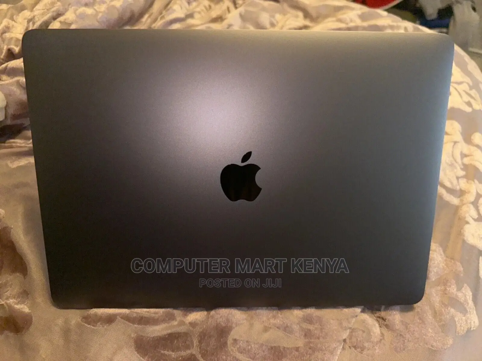 New Laptop Apple MacBook Pro 2020 M1 8GB Apple M1 SSD 512GB