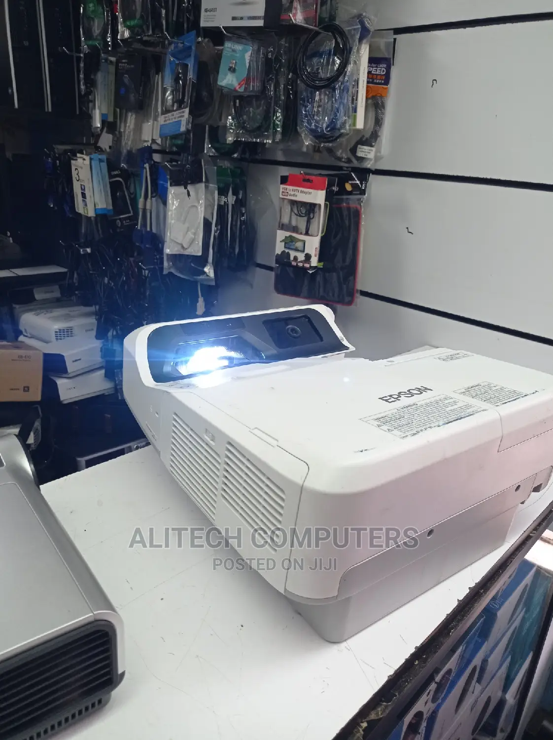 Epson Brightlink 695wi Short Throw Projector