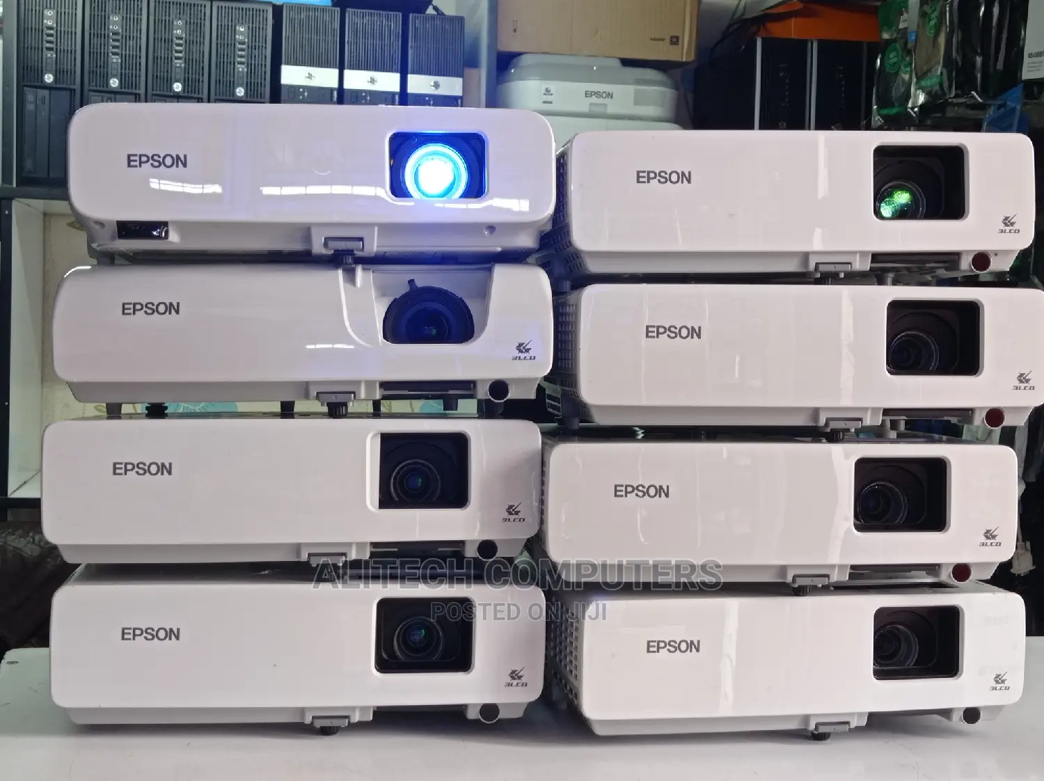 Epson Projector Powerlite 83+