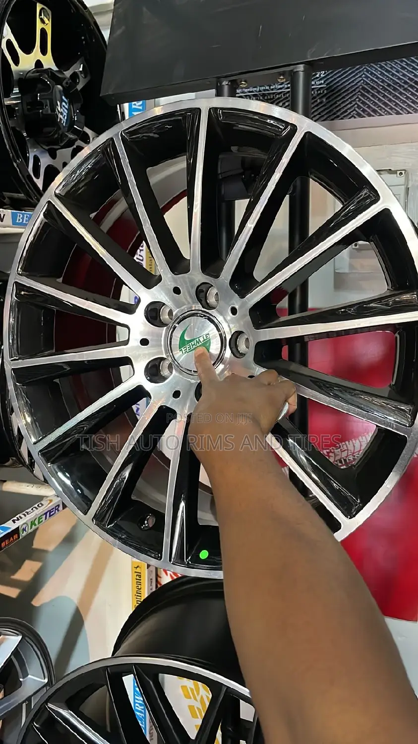 Toyota Mark X, Crown, Harrier 19 Inch Rims Set