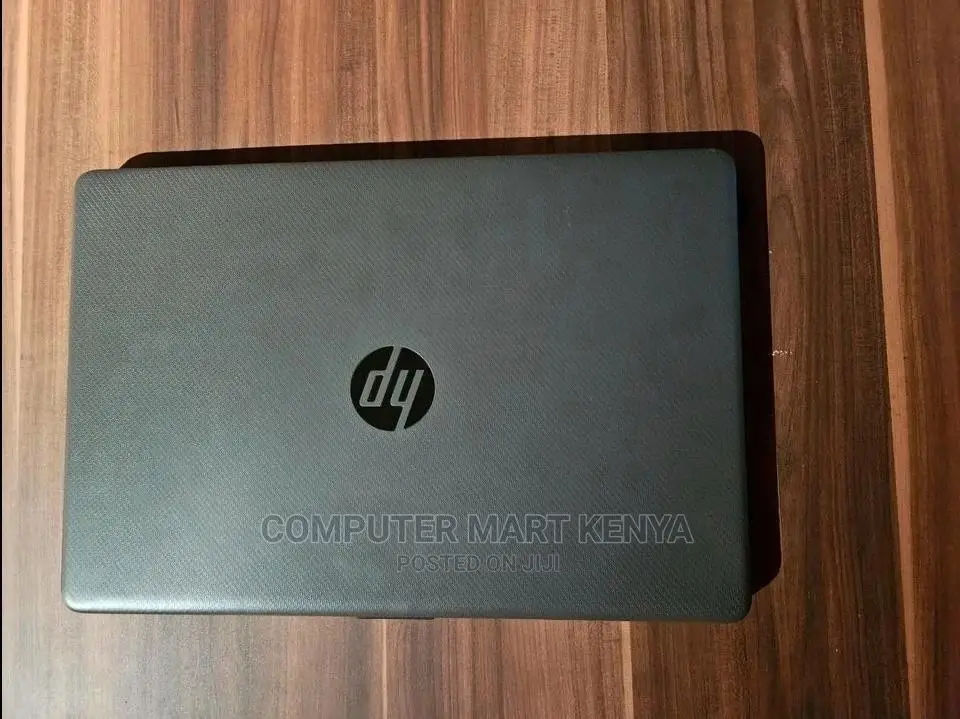 New Laptop HP 250 G8 8GB Intel Core i5 SSD 256GB